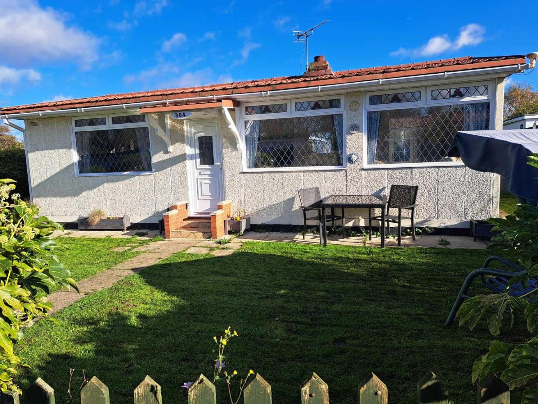 Beach & Tonic Beachside Chalet Humberston エクステリア 写真